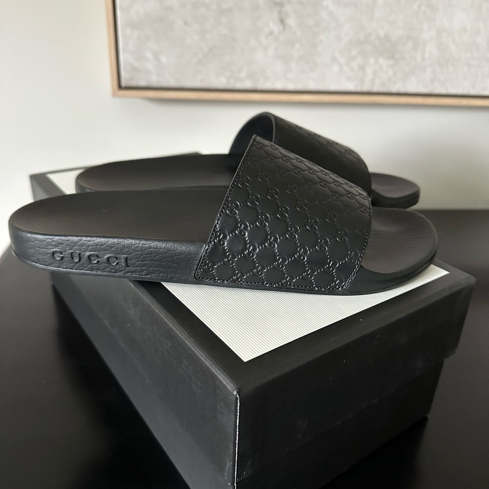Gucci GG Slide Sandals New in Box
